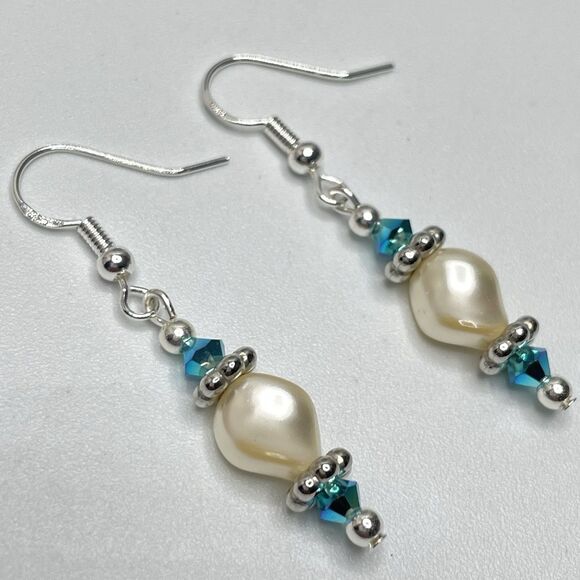 Artisan Made With Swarovski Crystal Pearl Teal Blue Beaded Dangle Earrings - Picture 4 of 6